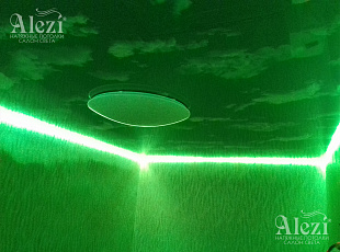 Натяжной потолок "Небо" с зеленой подсветкой