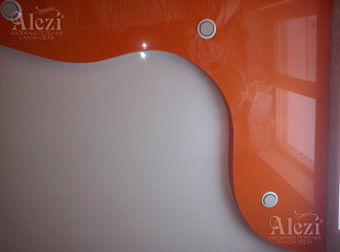 Оранжевый двухуровневый натяжной потолок от Alezi